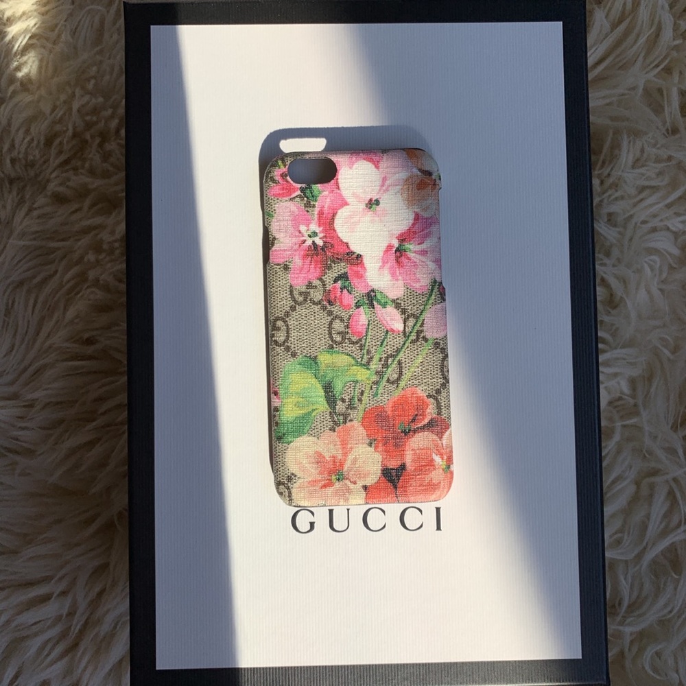 Authentic Gucci IPhone 6/6s Case